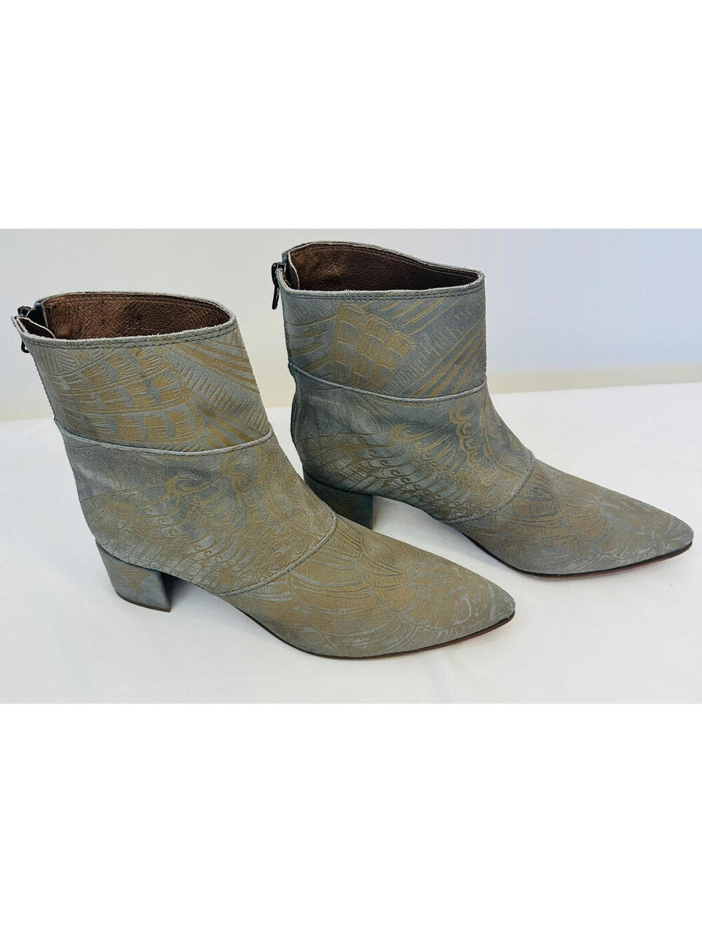Free People Embossed Textured Leather Pointed Toe Southwestern Boho Ankle Boot 8
